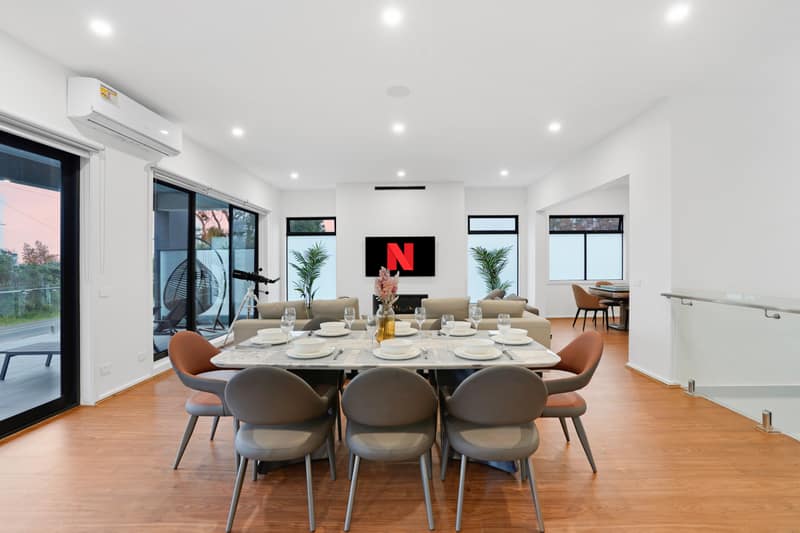 Living and dining space