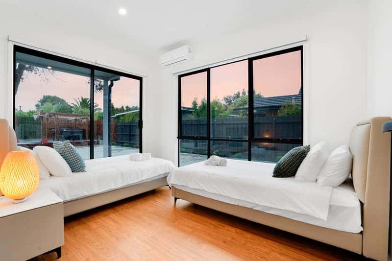 MAX Entertain Beachside Retreat - Amazing Backyard - Bedroom 6