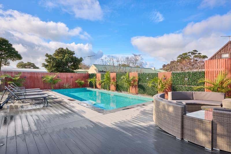 MAX Entertain Beachside Retreat - Amazing Backyard - Backyard and Pool