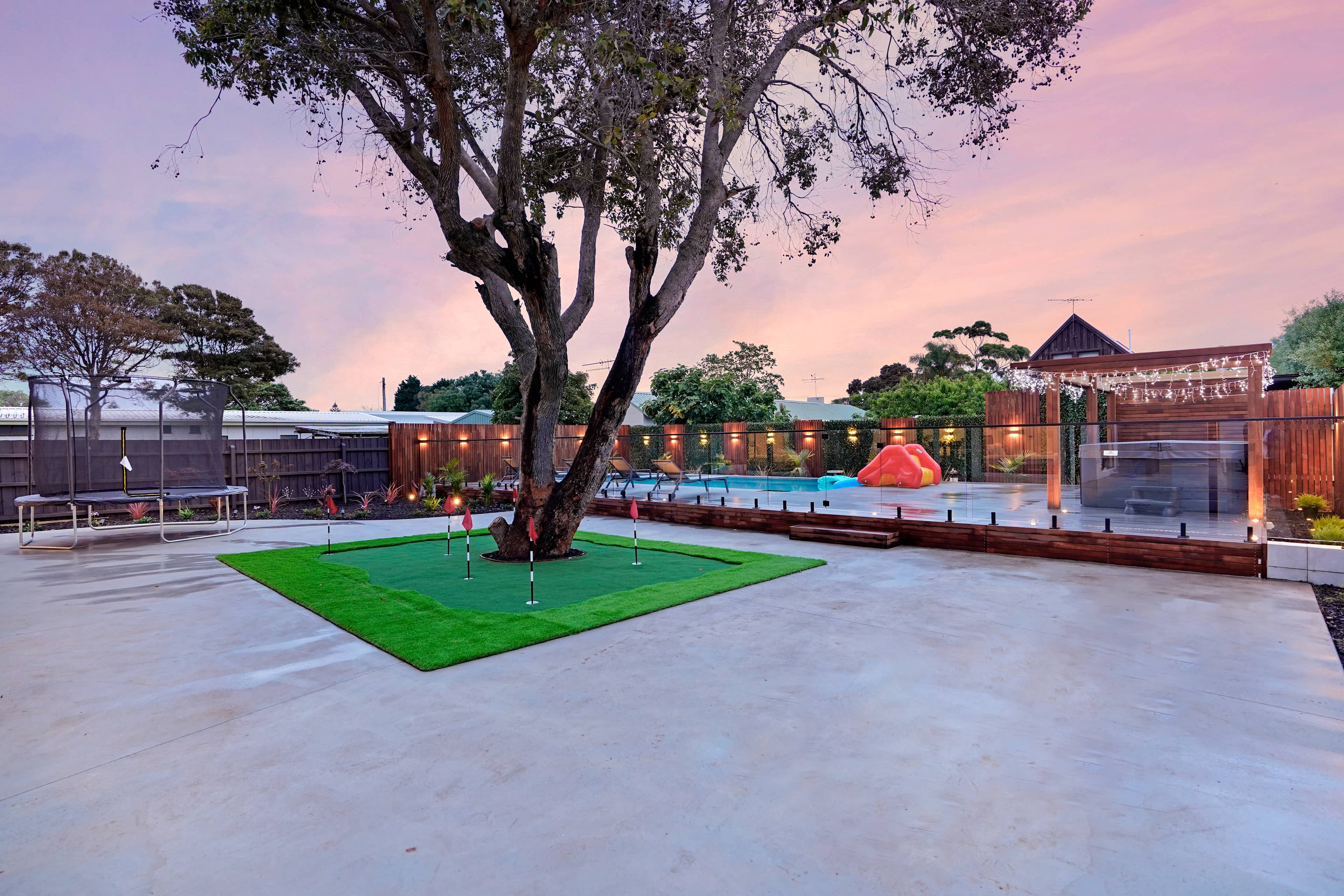 MAX Entertain Beachside Retreat - Amazing Backyard - Photo 10