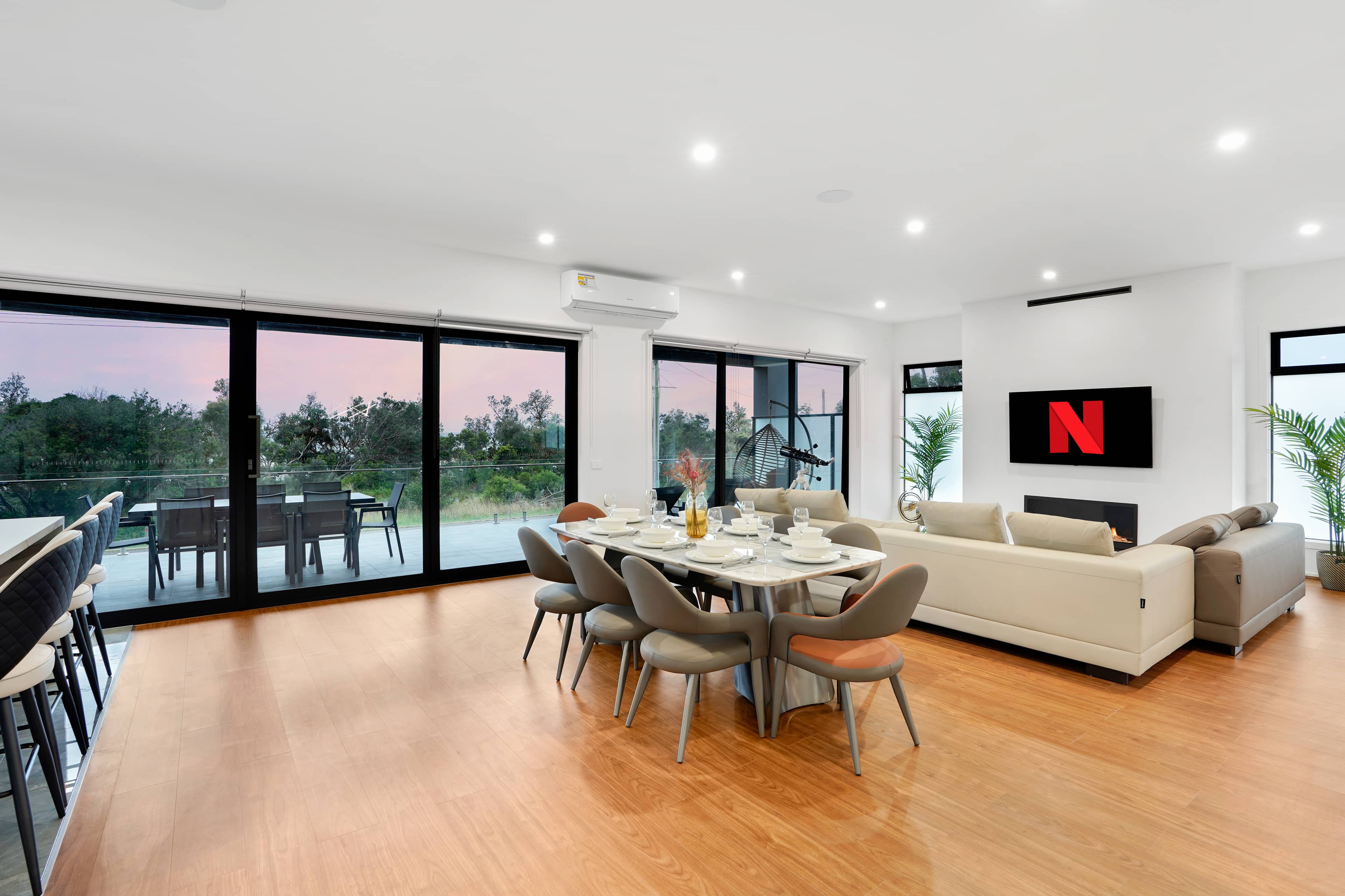 MAX Entertain Beachside Retreat - Amazing Backyard - Photo 23